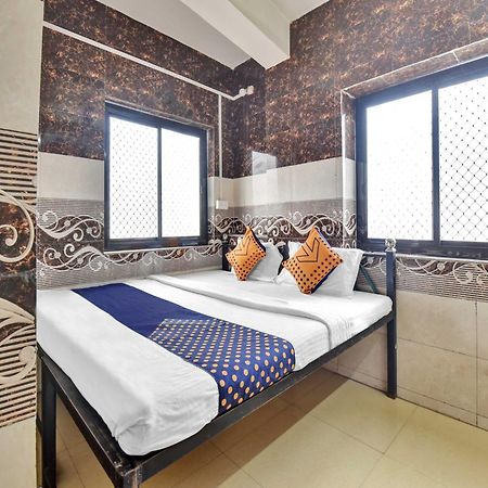 Oyo 85212 Hotel Vaibhav อัจเมอร์ ภายนอก รูปภาพ