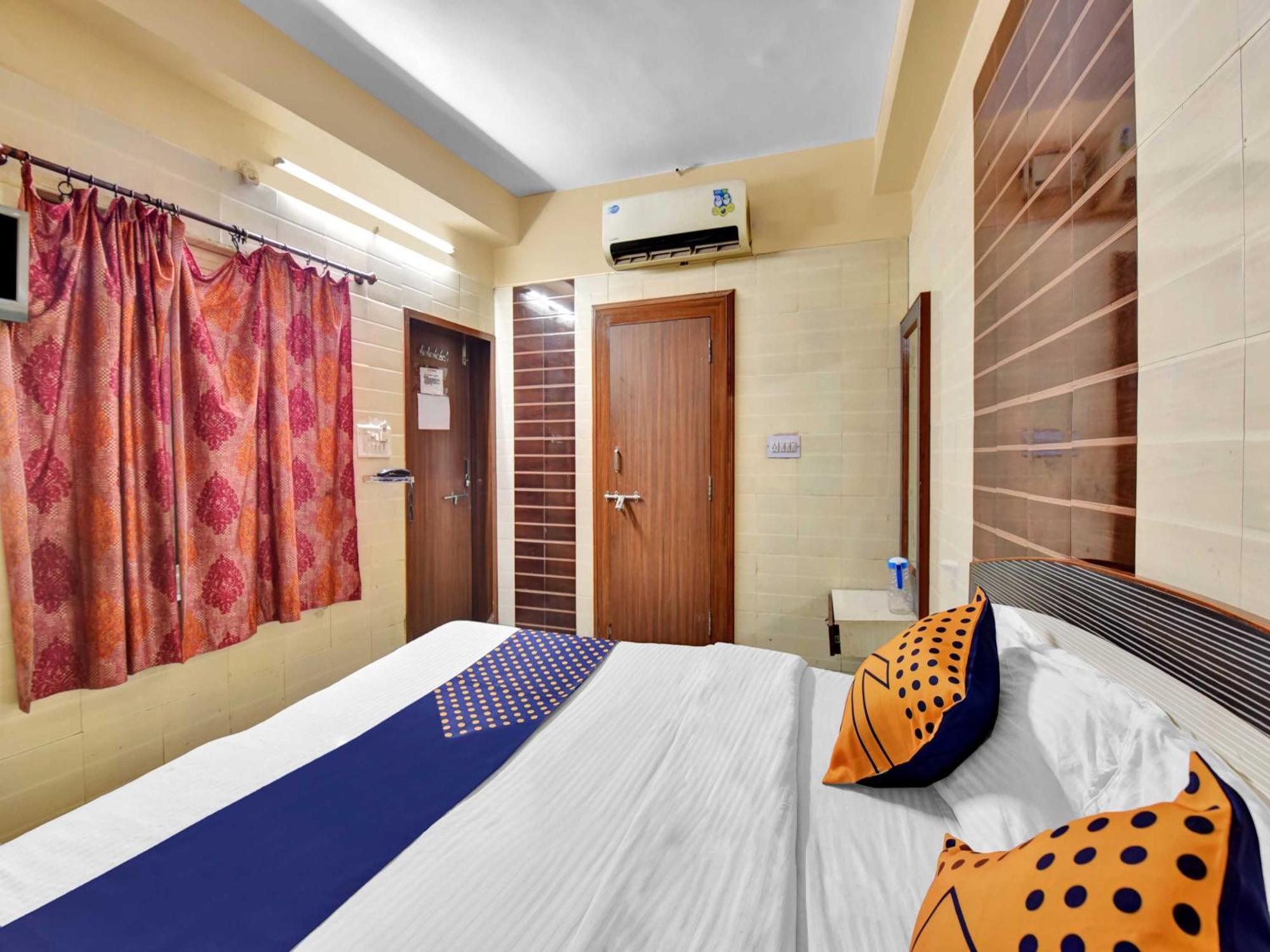 Oyo 85212 Hotel Vaibhav อัจเมอร์ ภายนอก รูปภาพ